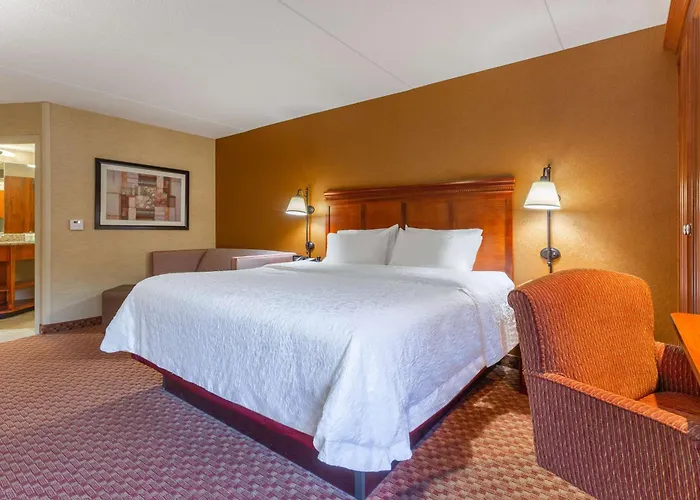 Hotel Hampton East Peoria