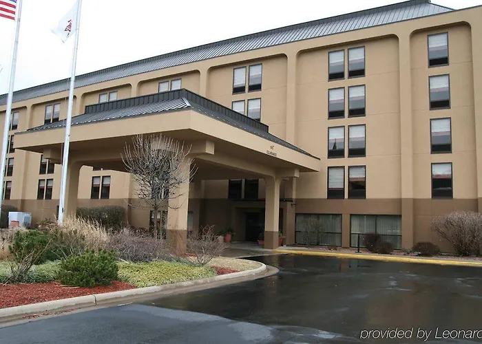 Hotel Hampton 3*