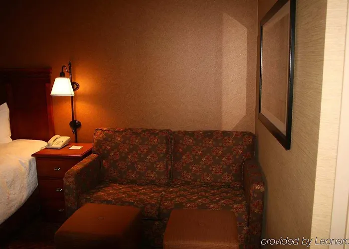 Hotel Hampton 3*